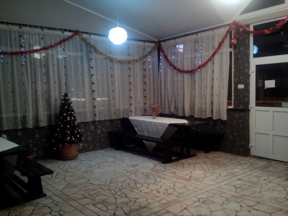 Pensiune Restaurant Sfinx Буштени Экстерьер фото